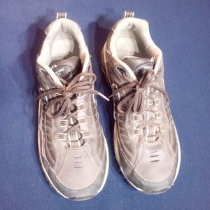 Skechers Sport Men's Energy Downforce Sneaker